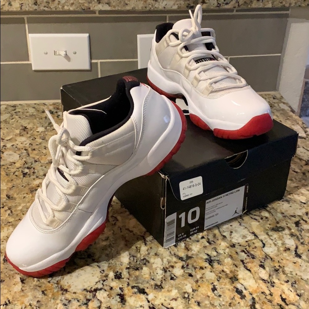 Air Jordan 11 Retro Low